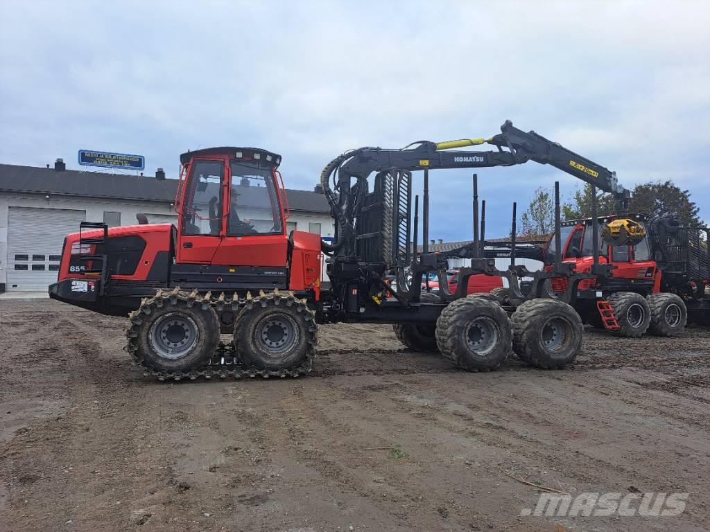 Komatsu 855 Форвардери
