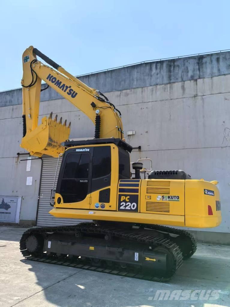 Komatsu PC 220-8 Гусеничні екскаватори