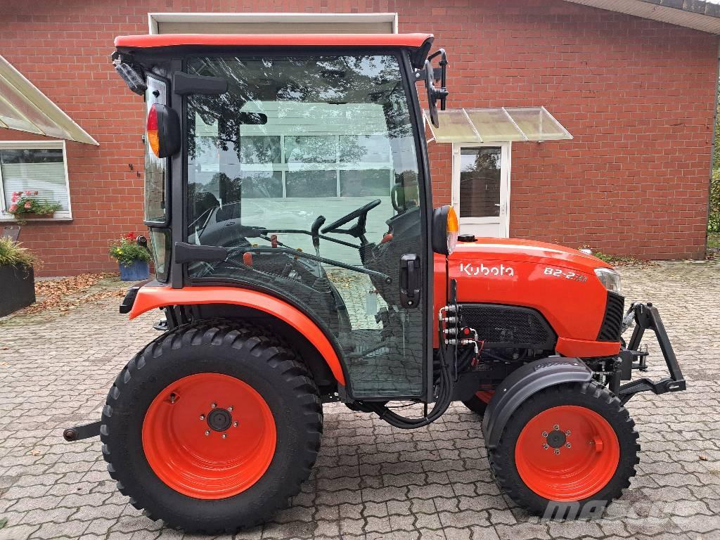 Kubota B2231 H-C Трактори