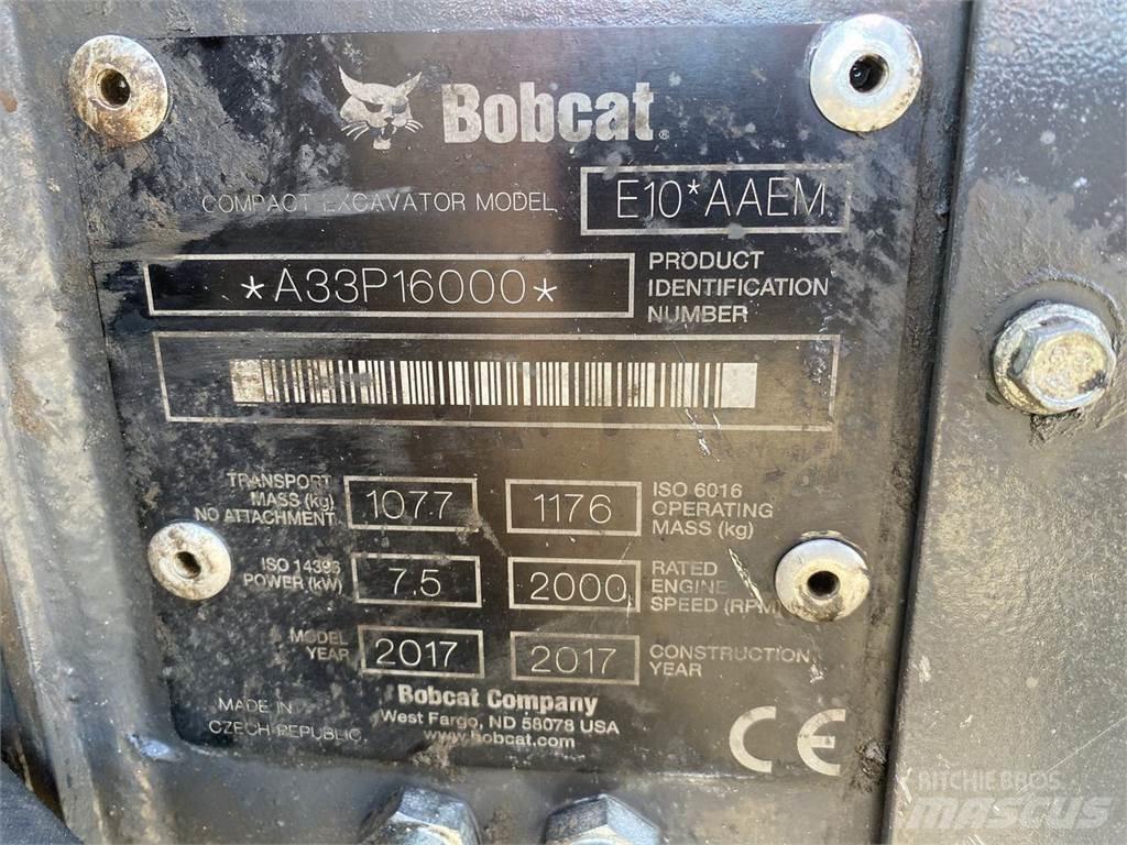 Bobcat E10 Колісні екскаватори