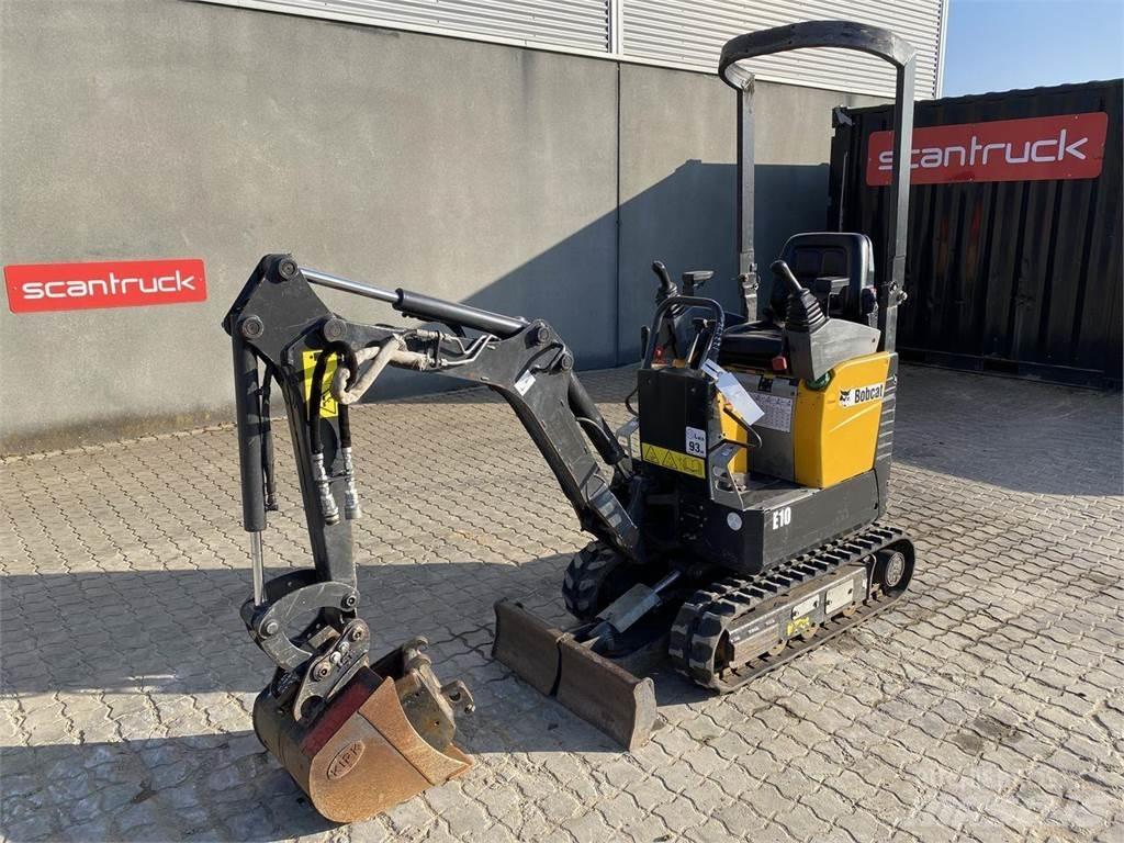 Bobcat E10 Колісні екскаватори