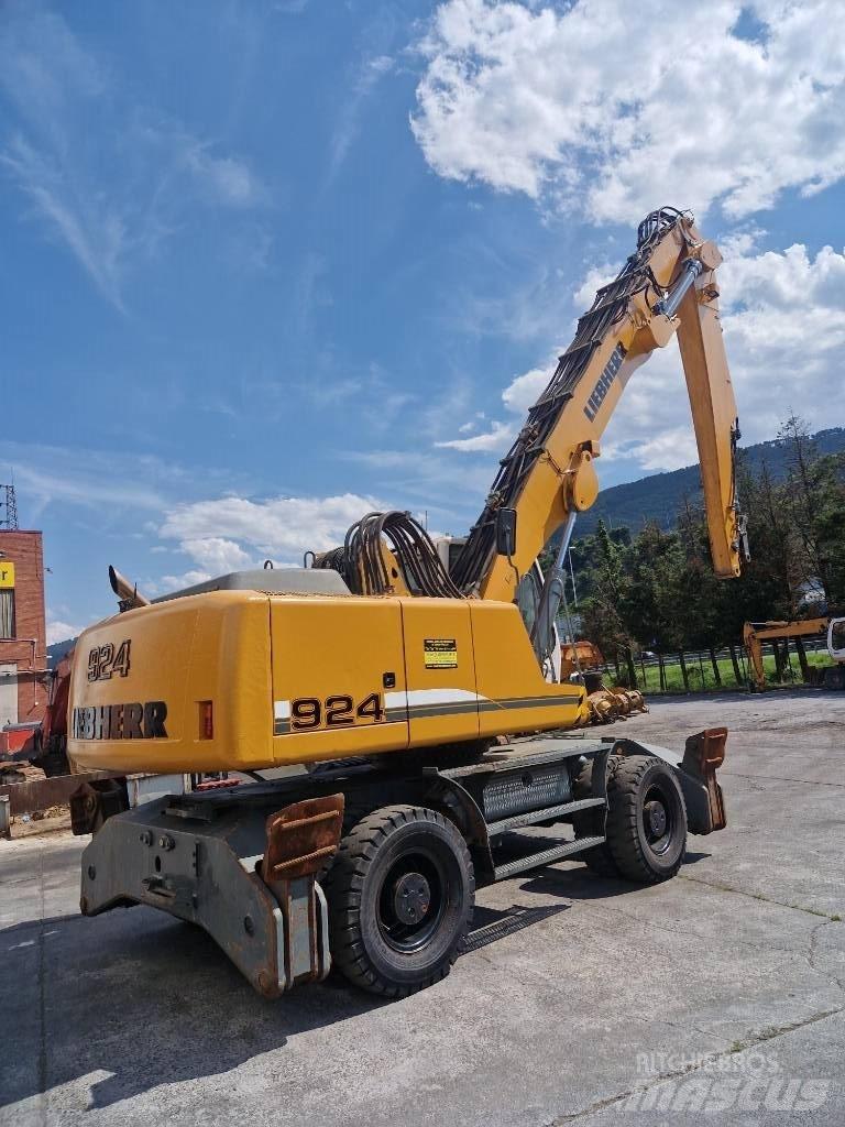 Liebherr A924C Перевантажувачі металобрухту/промислові навантажувачі