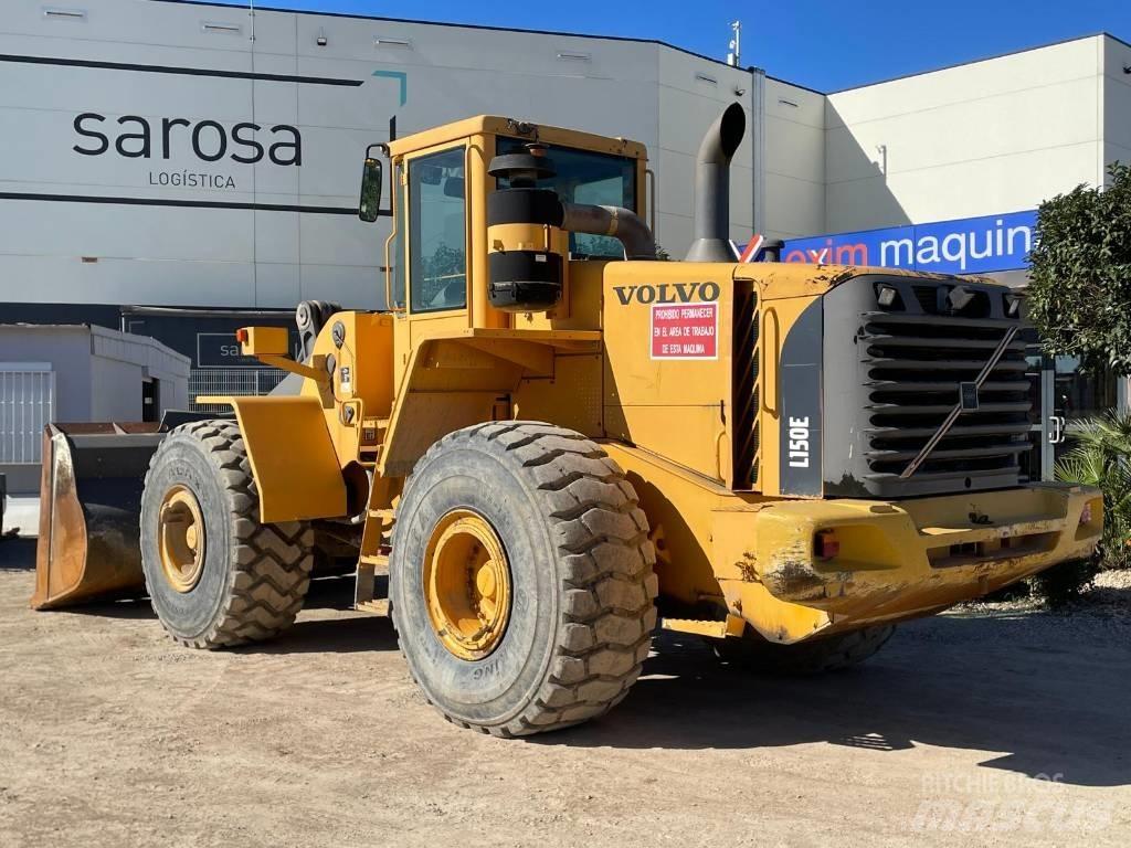 Volvo L150E Малі навантажувачі