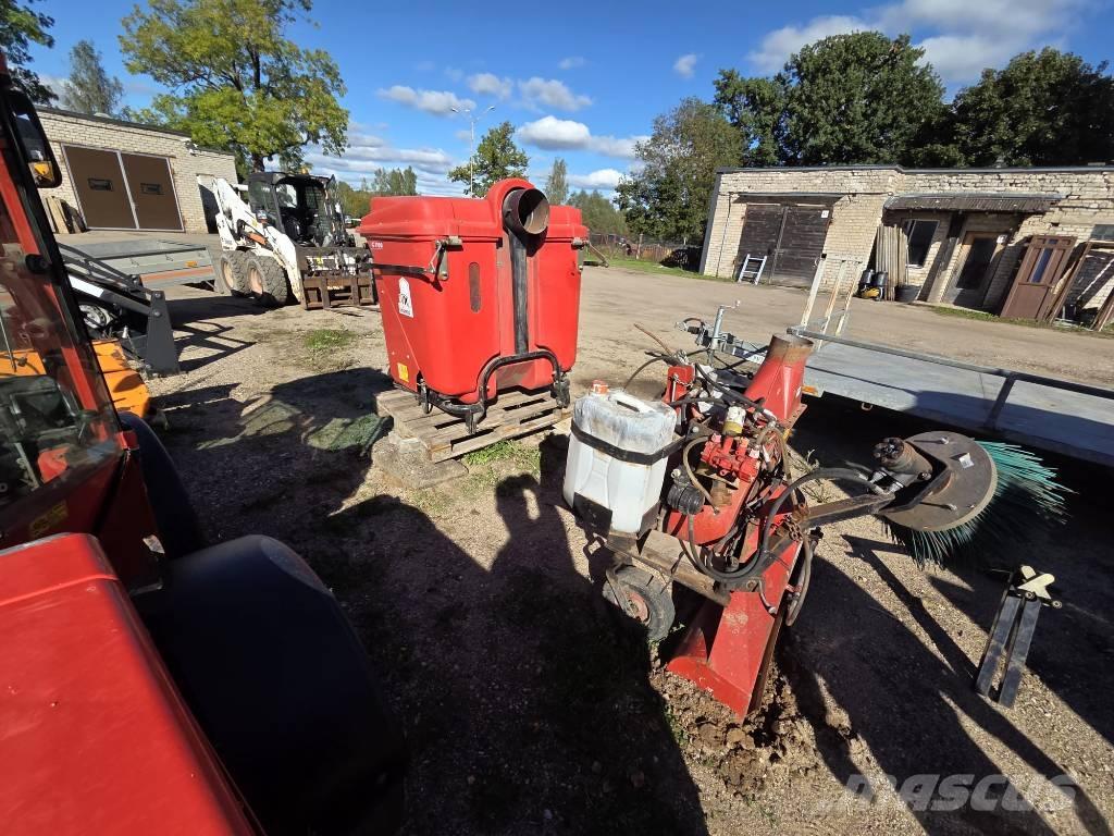  AC C1100 Комунальна техніка - Інші