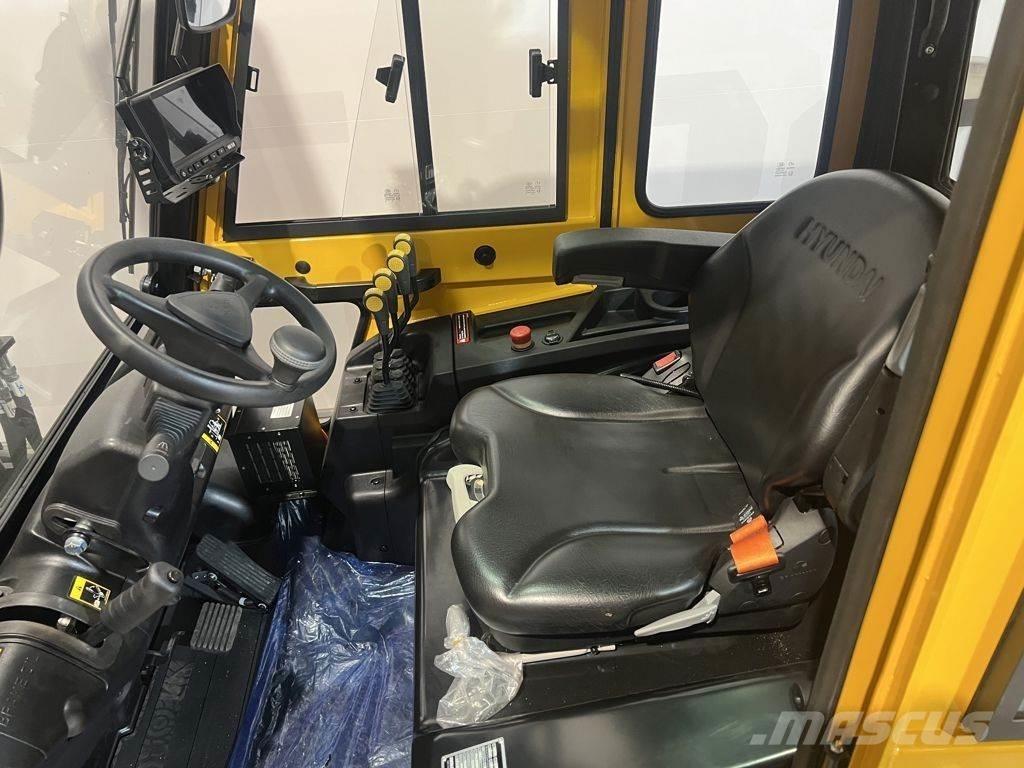 Hyundai 35BE-X Електронавантажувачі