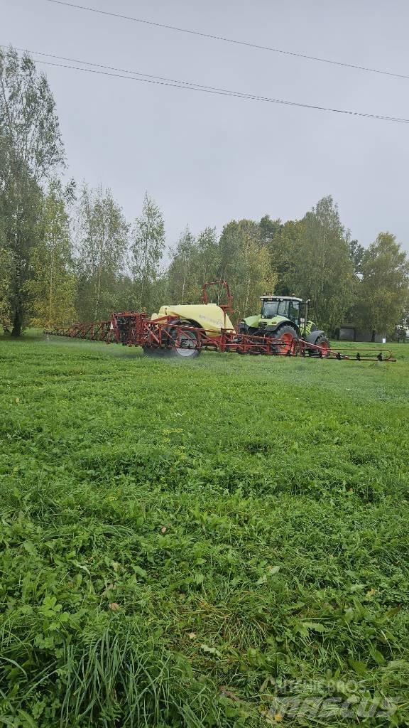 Hardi Navigator 4000 Причіпні обприскувачі