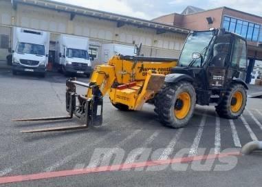 JCB 540-140 Телескопічні навантажувачі