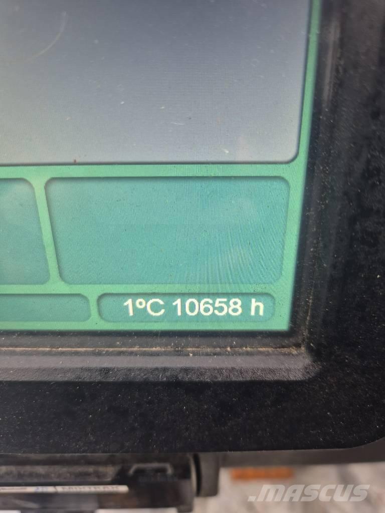 John Deere 1210 G Форвардери