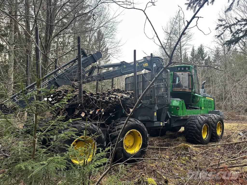 John Deere 1210 G Форвардери