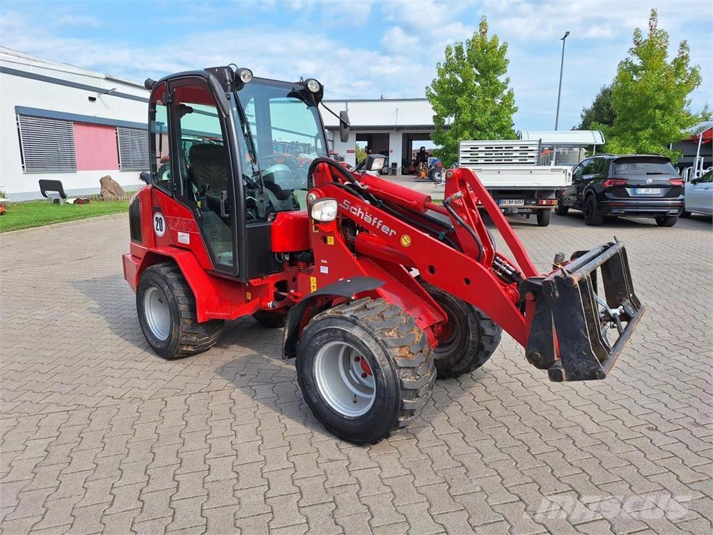 Schäffer 3460 Фронтальні навантажувачі