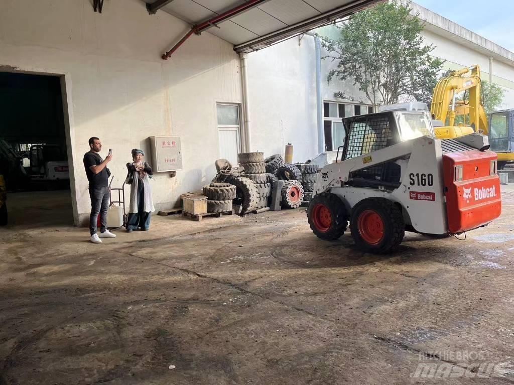 Bobcat S 160 Міні-навантажувачі