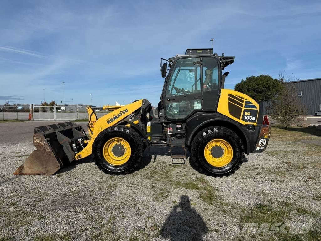 Komatsu WA 100M-7 Фронтальні навантажувачі