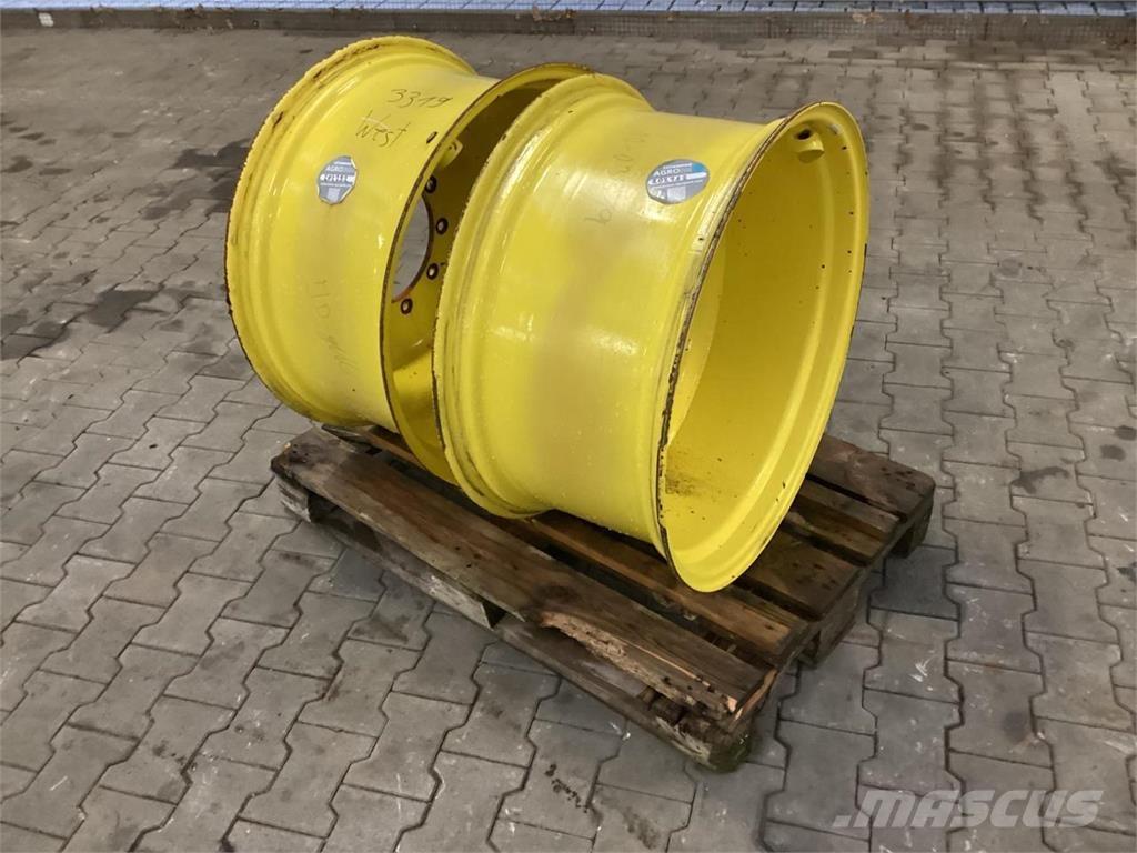 John Deere 15x30 Колеса