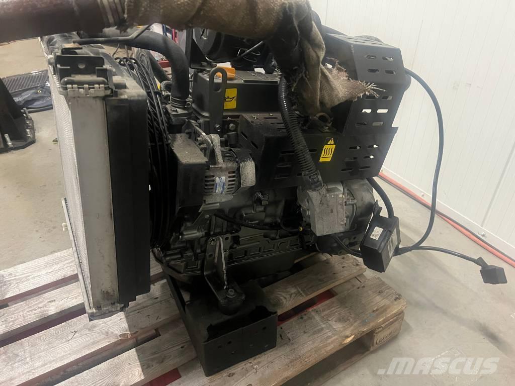 Yanmar 4TNV84T-GGEH Міні-екскаватори < 7т