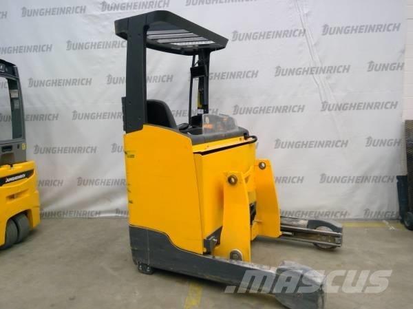 Jungheinrich ETV 214 Річ-трак із високим підйомом