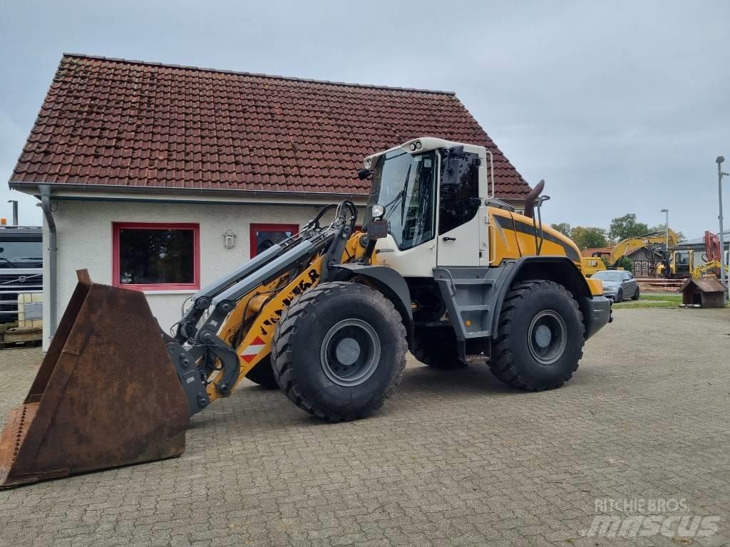 Liebherr L 526 Фронтальні навантажувачі