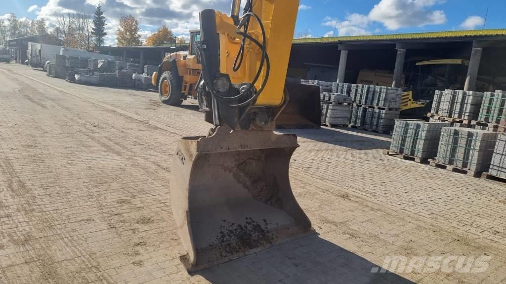 JCB JS 220 LC Гусеничні екскаватори
