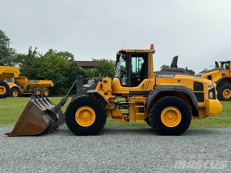 Volvo L 120 H Фронтальні навантажувачі