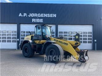 New Holland W 190 Фронтальні навантажувачі