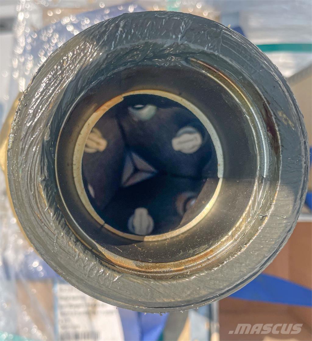 Sandvik  Комплектуючі і запасні частини для бурових установок