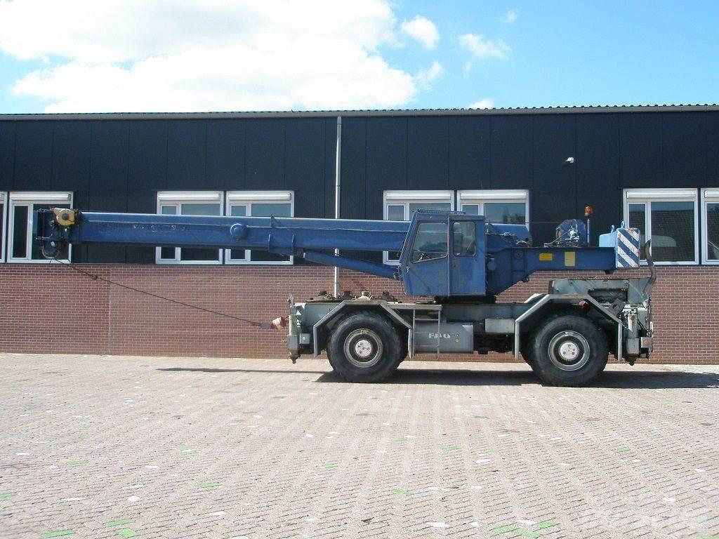 Faun RT30 автокрани всюдиходи