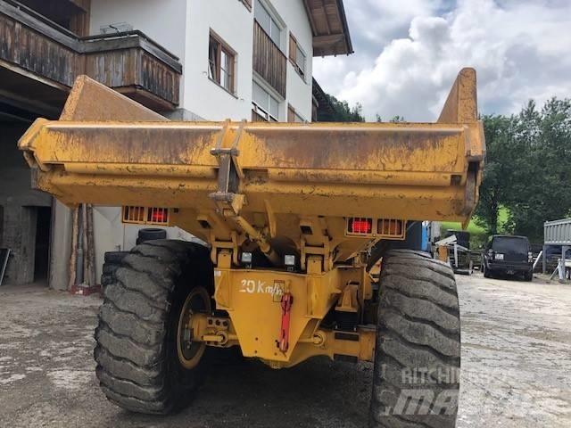 Volvo A 25 D Зчленовані самоскиди