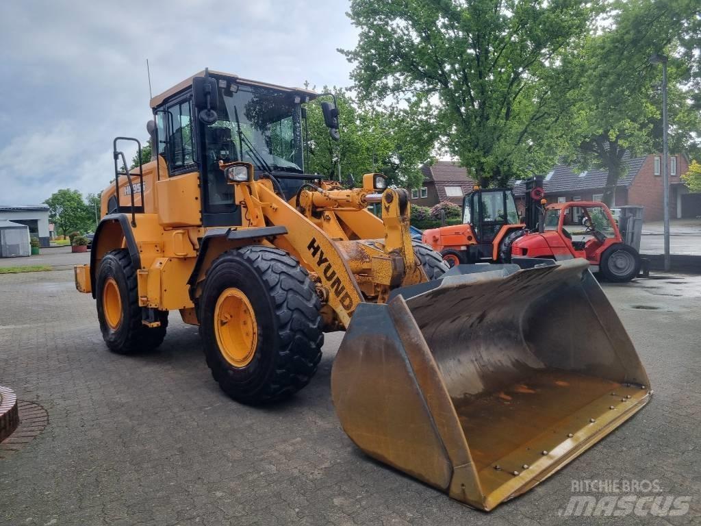 Hyundai HL 955 A Фронтальні навантажувачі