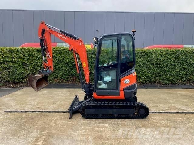 Kubota U 27-4 Міні-екскаватори < 7т
