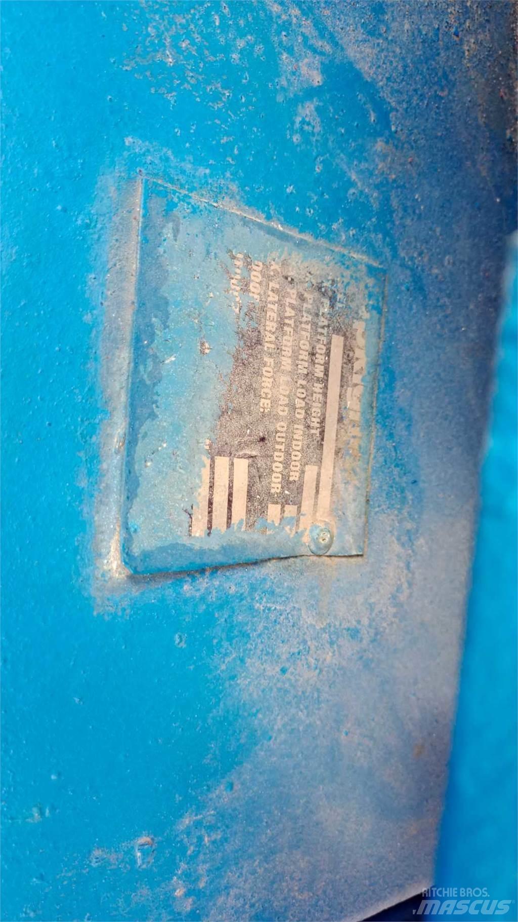 UpRight AB38 Колінчаті підйомники