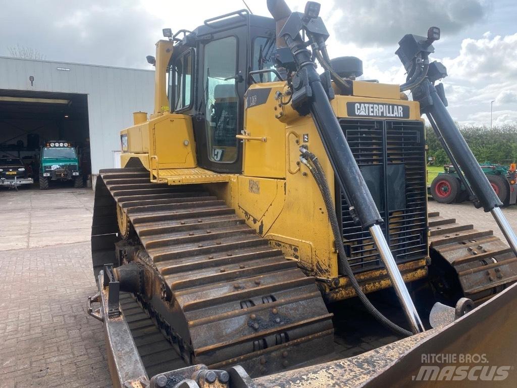 CAT D 6 T LGP Гусеничні бульдозери