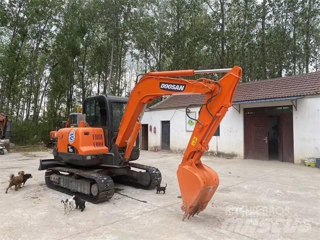 Doosan DX60 Міні-екскаватори < 7т