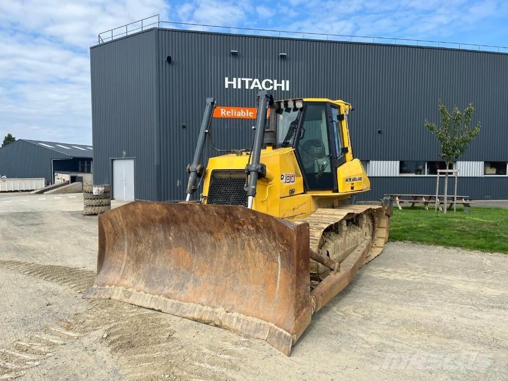 New Holland D180 Гусеничні бульдозери