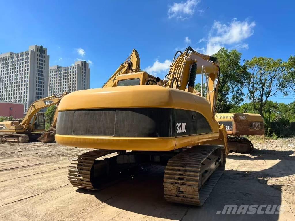 CAT 320 C Гусеничні екскаватори