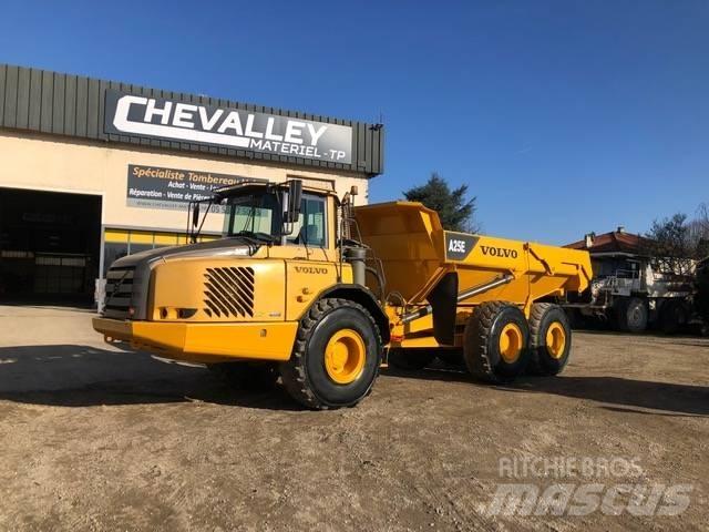 Volvo A 25 E Зчленовані самоскиди