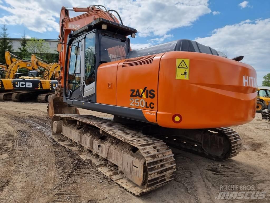 Hitachi ZX 250 LC-3 Гусеничні екскаватори