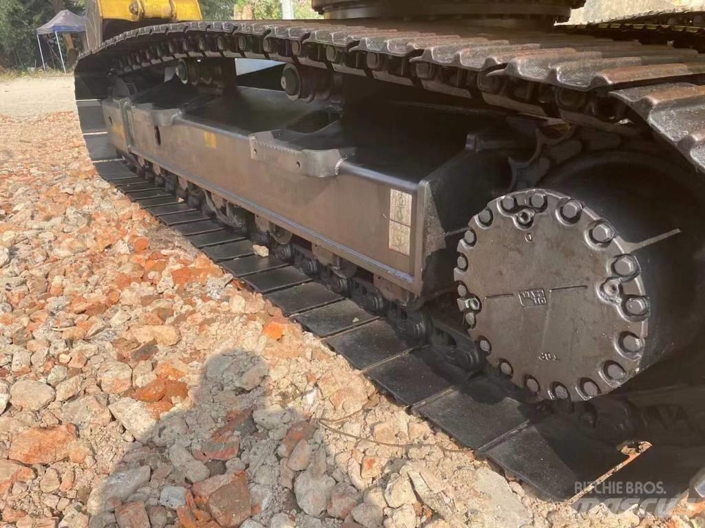 Komatsu PC 200-8N1 Гусеничні екскаватори