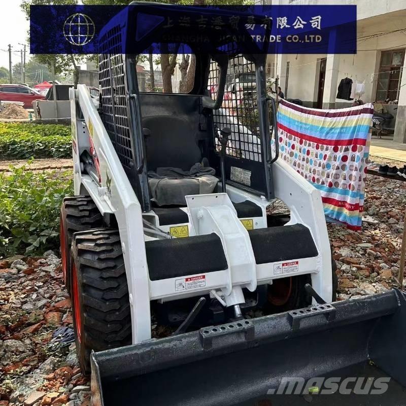 Bobcat S 130 Міні-навантажувачі