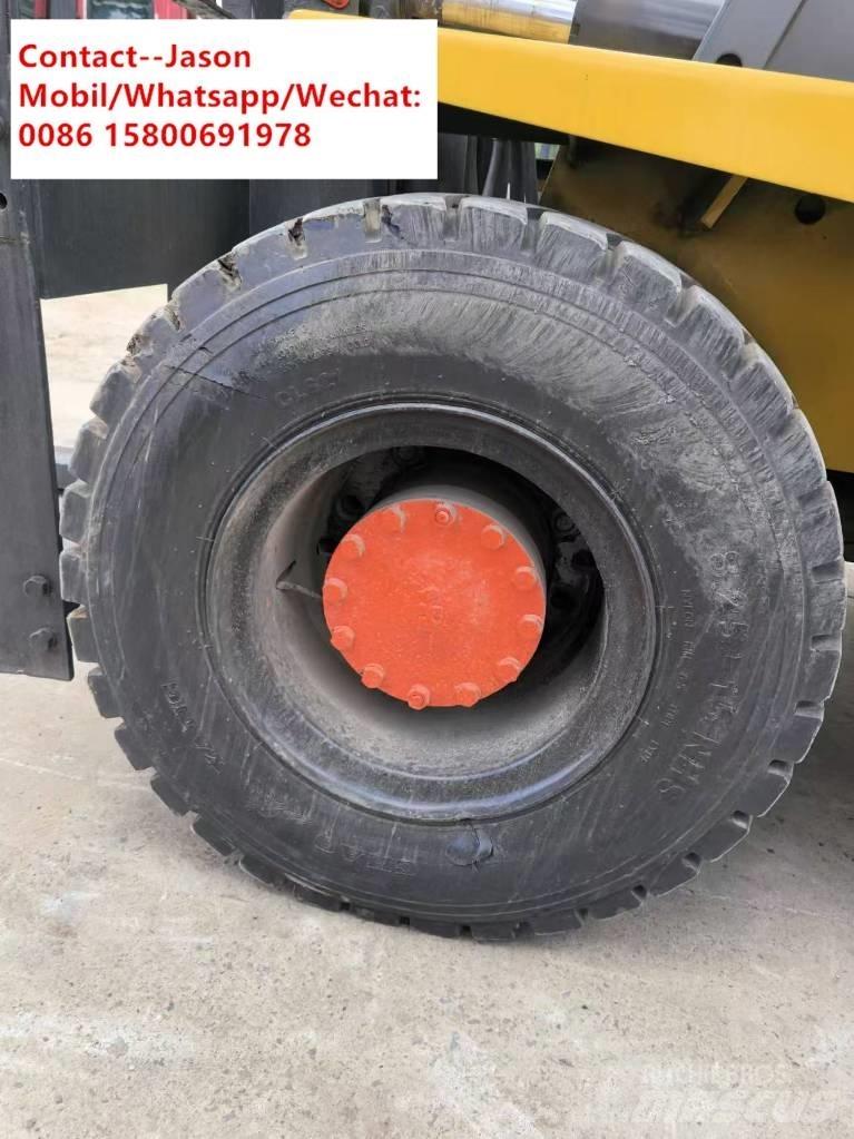 Komatsu FD 70-7 Дизельні навантажувачі