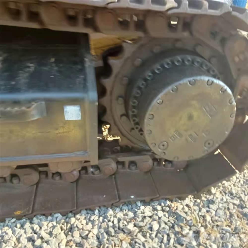 CAT 336D Гусеничні екскаватори