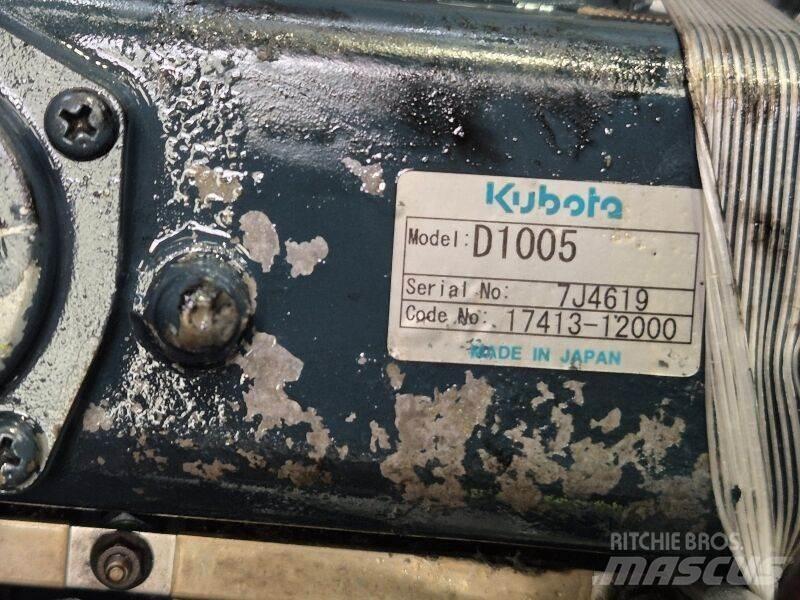 Kubota D1005 Двигуни