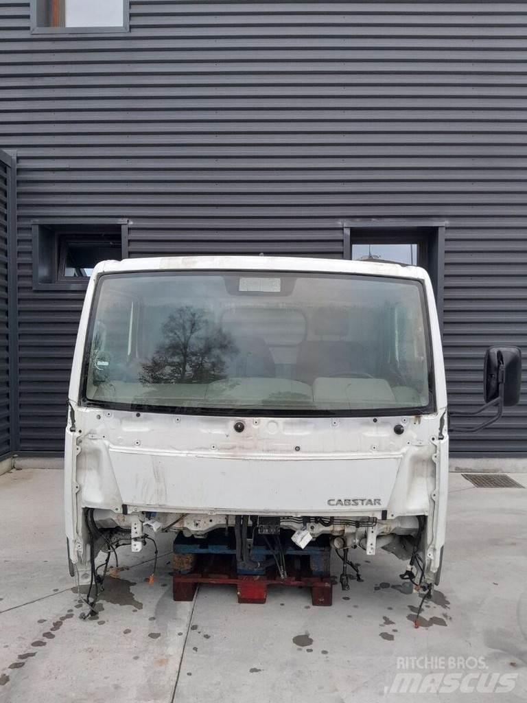 Nissan Cabstar Кабіни