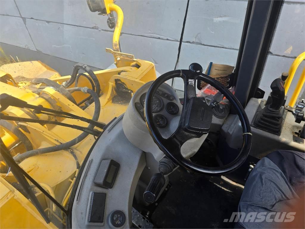 Furukawa 345 II Фронтальні навантажувачі