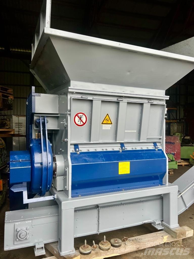 Lindner VEGA 1500 Знищувачі сміття  (шредери)