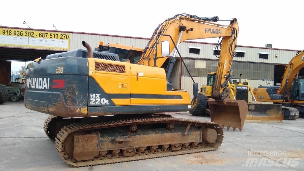 Hyundai HX 220 L Гусеничні екскаватори