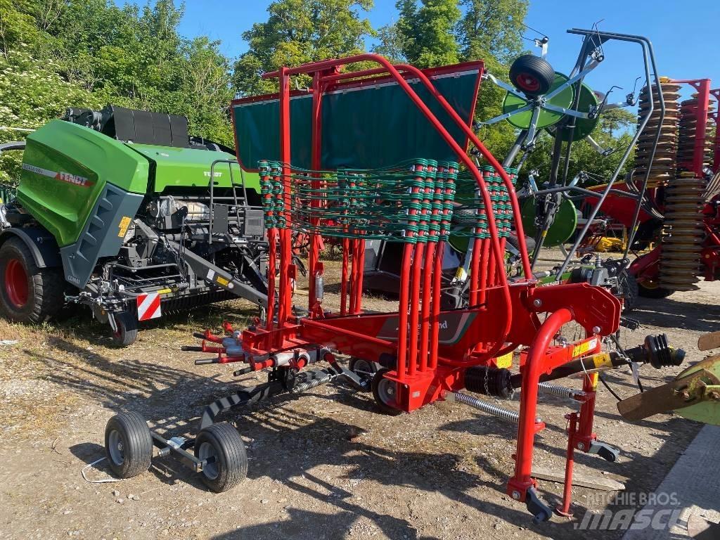 Kverneland 9546 Граблі і сінозворушувачі