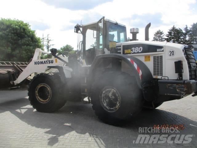 Komatsu WA 380 Фронтальні навантажувачі
