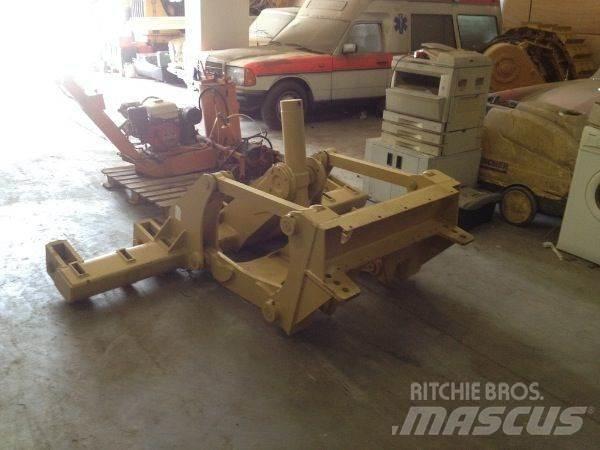 CAT 140H/160H Ripper Будтехніка - Інші