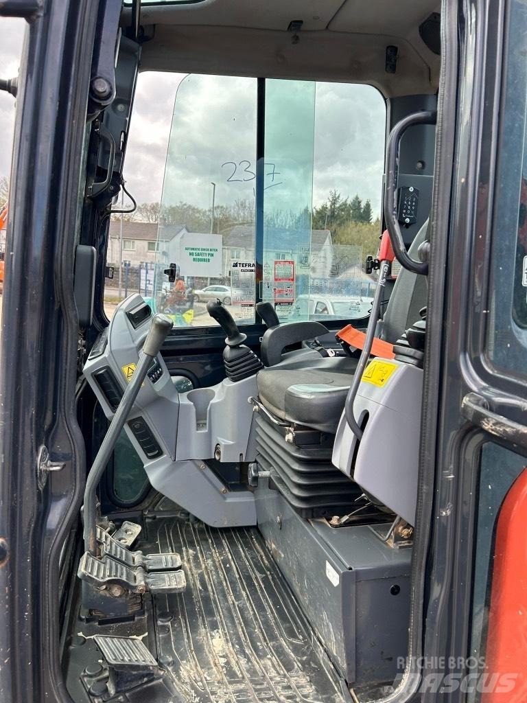 Kubota U48-4 Міні-екскаватори < 7т
