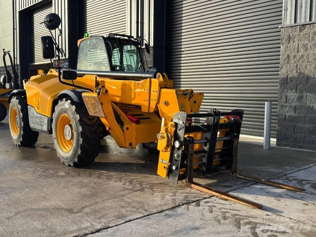 JCB 540-140 Телескопічні навантажувачі