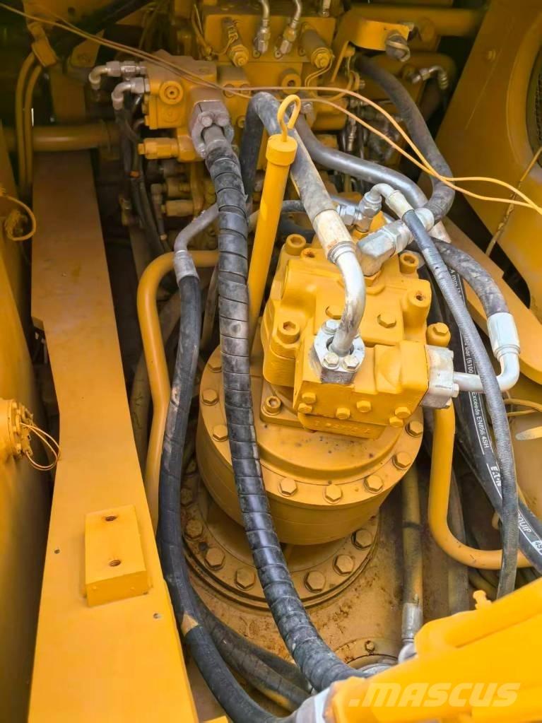 CAT 329 E Гусеничні екскаватори